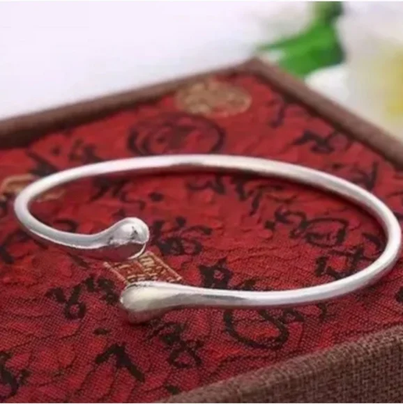 925 Sterling Silver Waterdrop Jewelry Set Bracelet Necklace Earrings and Ring - Picture 3 of 16